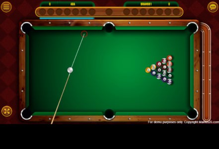 Billard acht mit Freunden